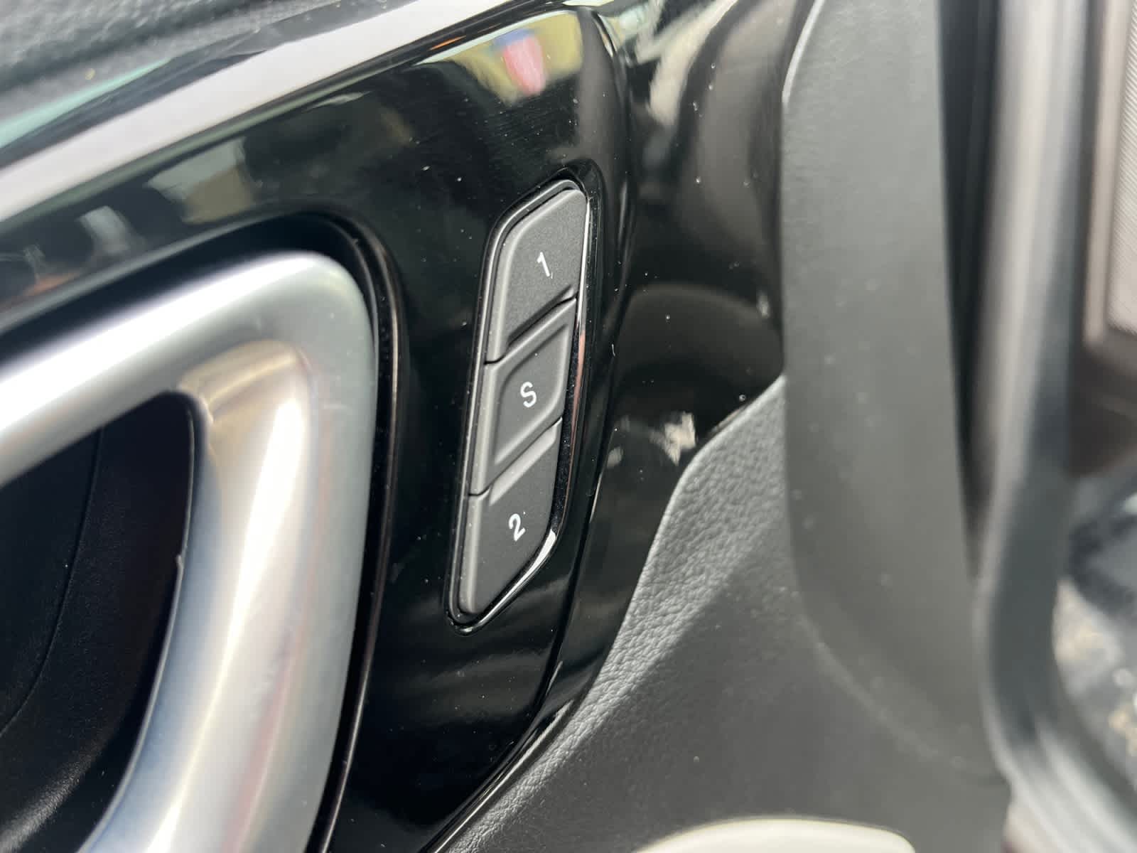 used 2023 Jeep Compass car, priced at $22,813