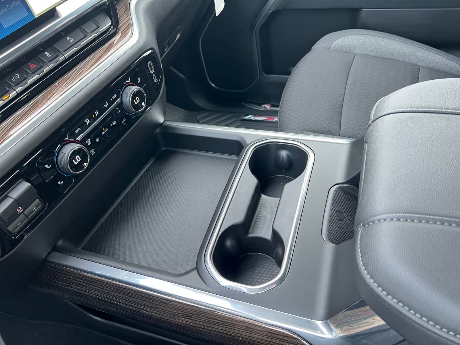 2025 Chevrolet Silverado 3500 HD LT - Photo 16