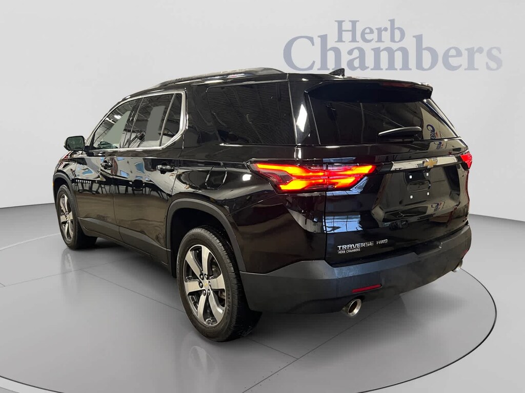 Used 2023 Chevrolet Traverse LT Leather SUV