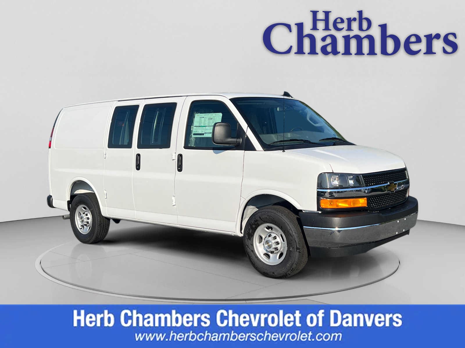 2025 Chevrolet Express Cargo