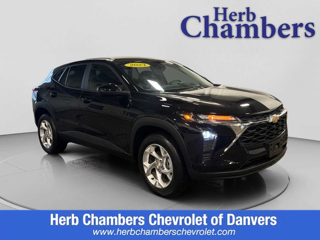 Used 2024 Chevrolet Trax LS SUV