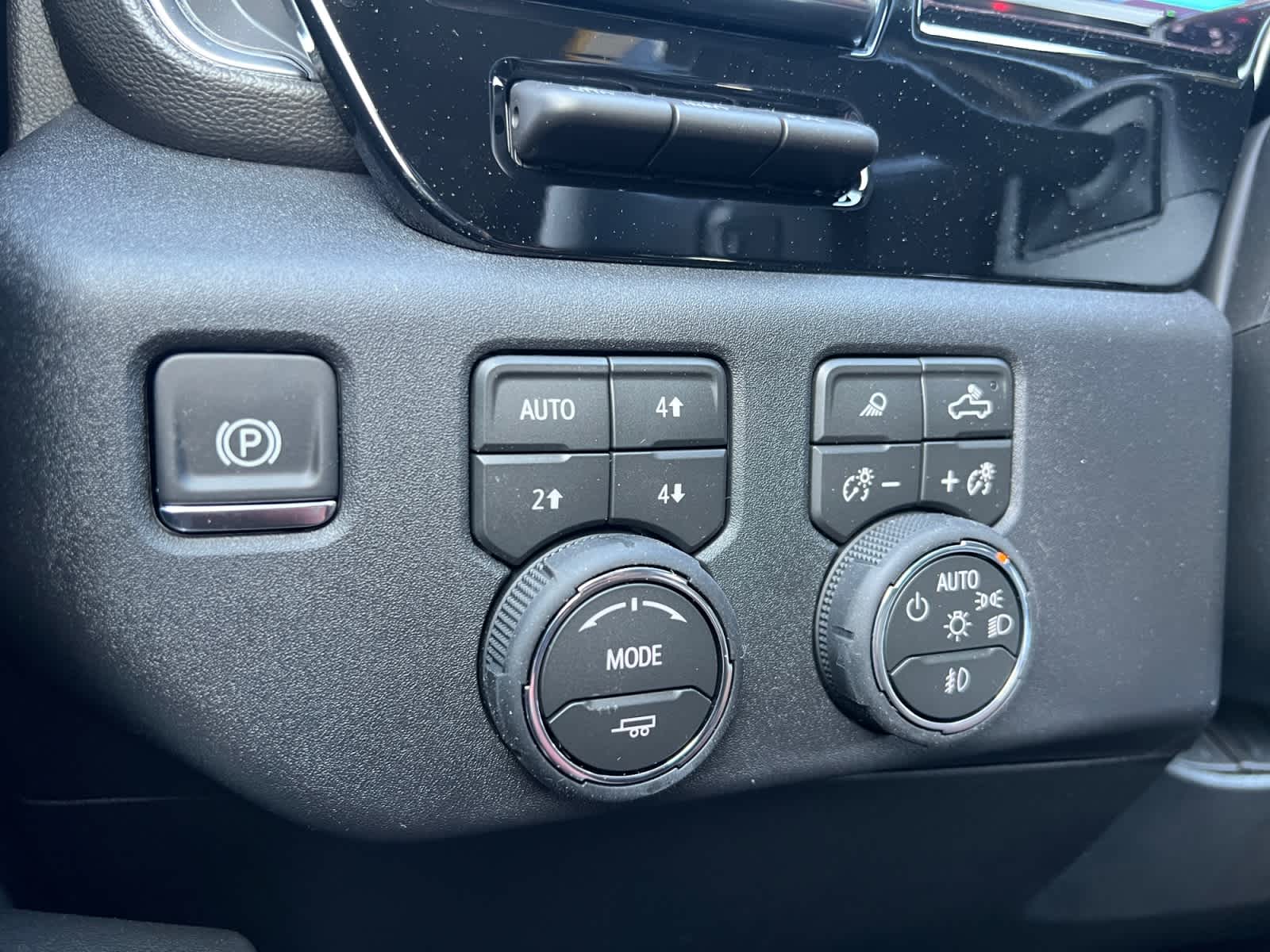 2026 Chevrolet Silverado 1500 High Country - Photo 15