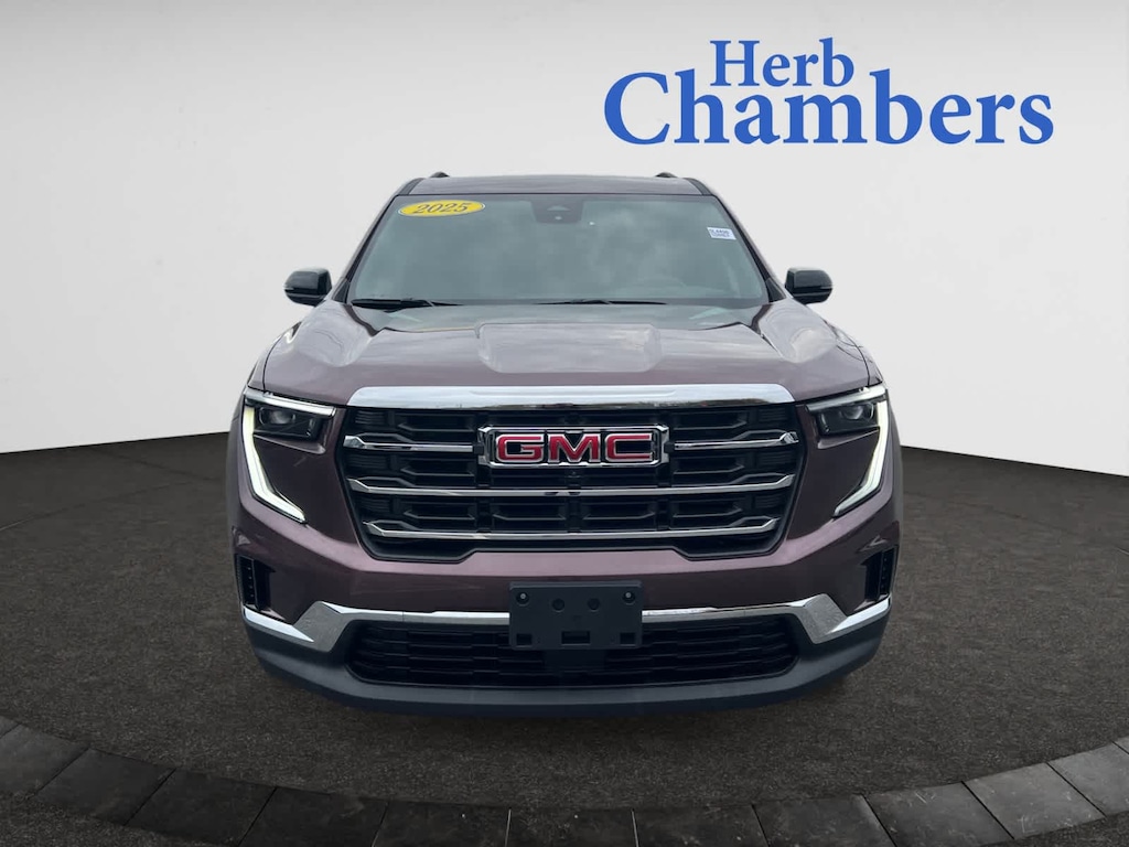 Used 2025 GMC Acadia Elevation SUV