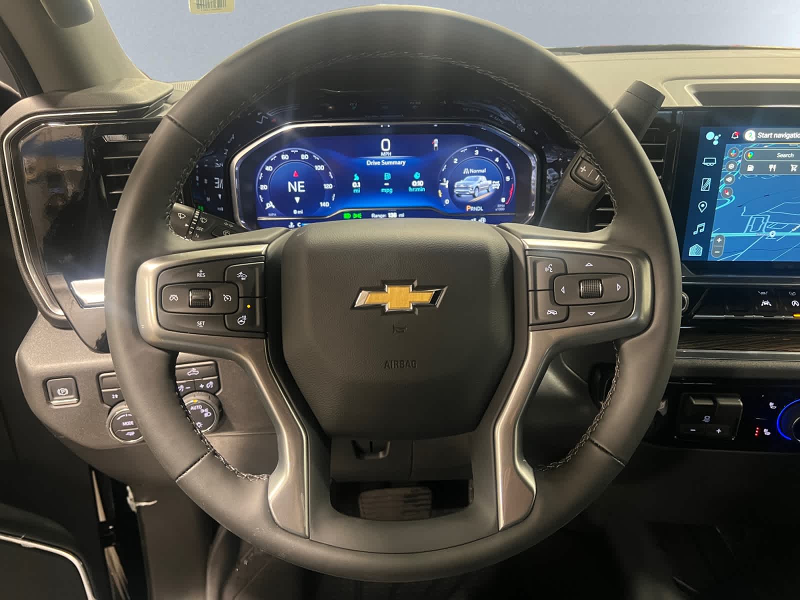 2025 Chevrolet Silverado 1500 LT - Photo 17
