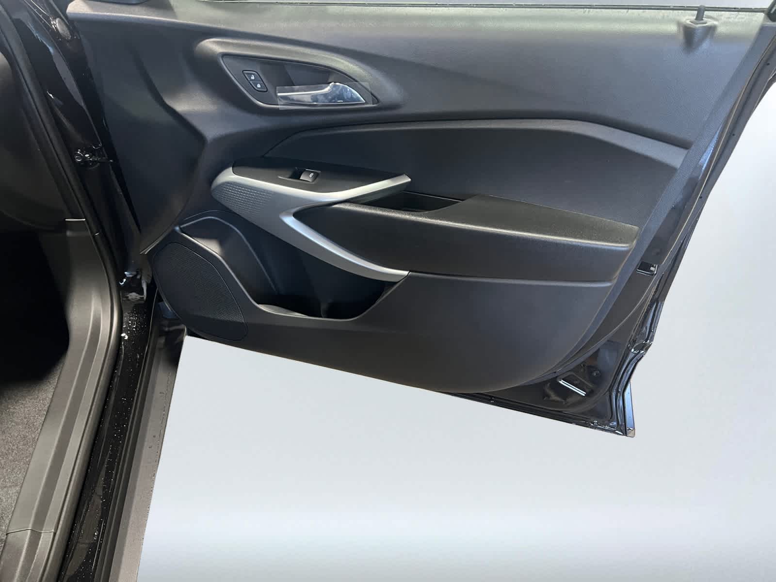 2026 Chevrolet Trax LS - Photo 15