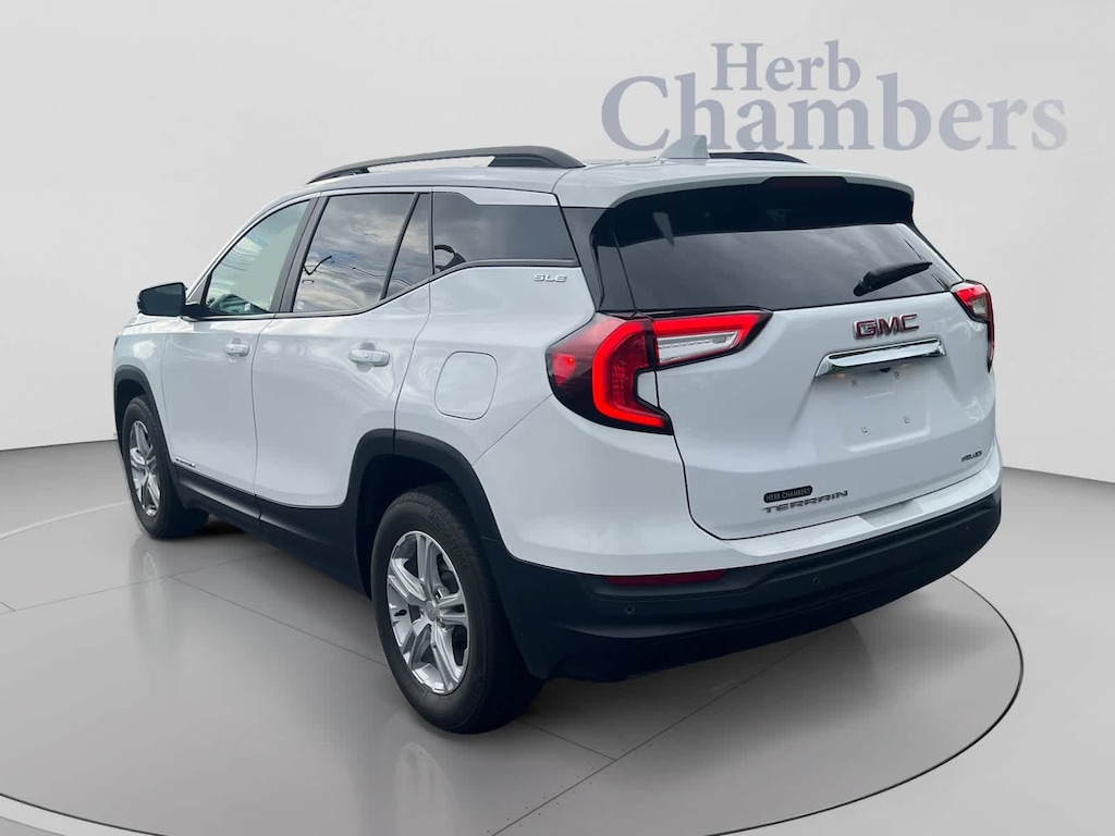Used 2023 GMC Terrain SLE SUV