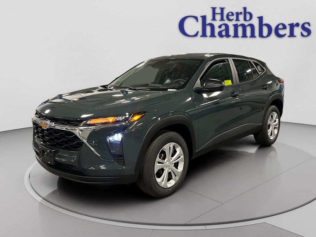 New 2026 Chevrolet Trax LS SUV