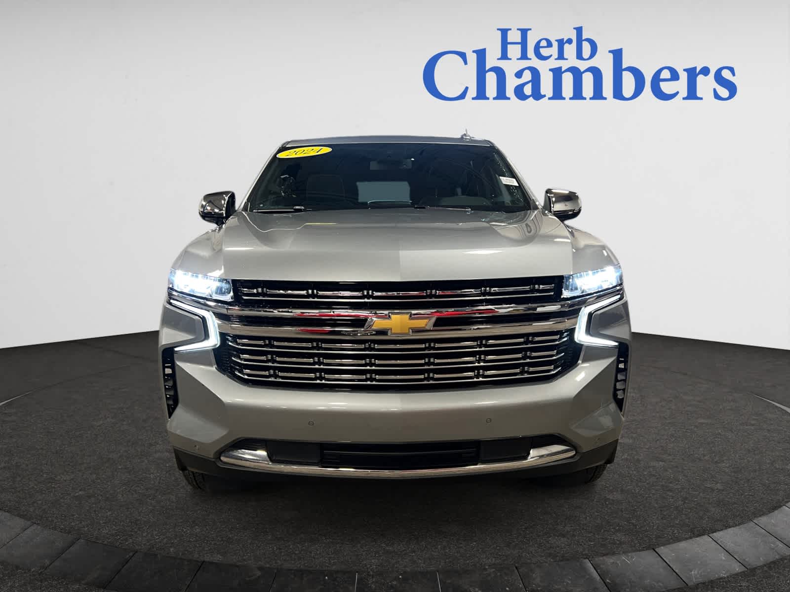 2024 Chevrolet Tahoe Premier photo 2