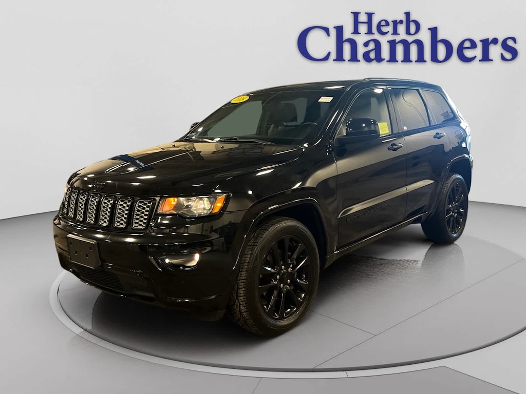 Used 2018 Jeep Grand Cherokee Altitude SUV