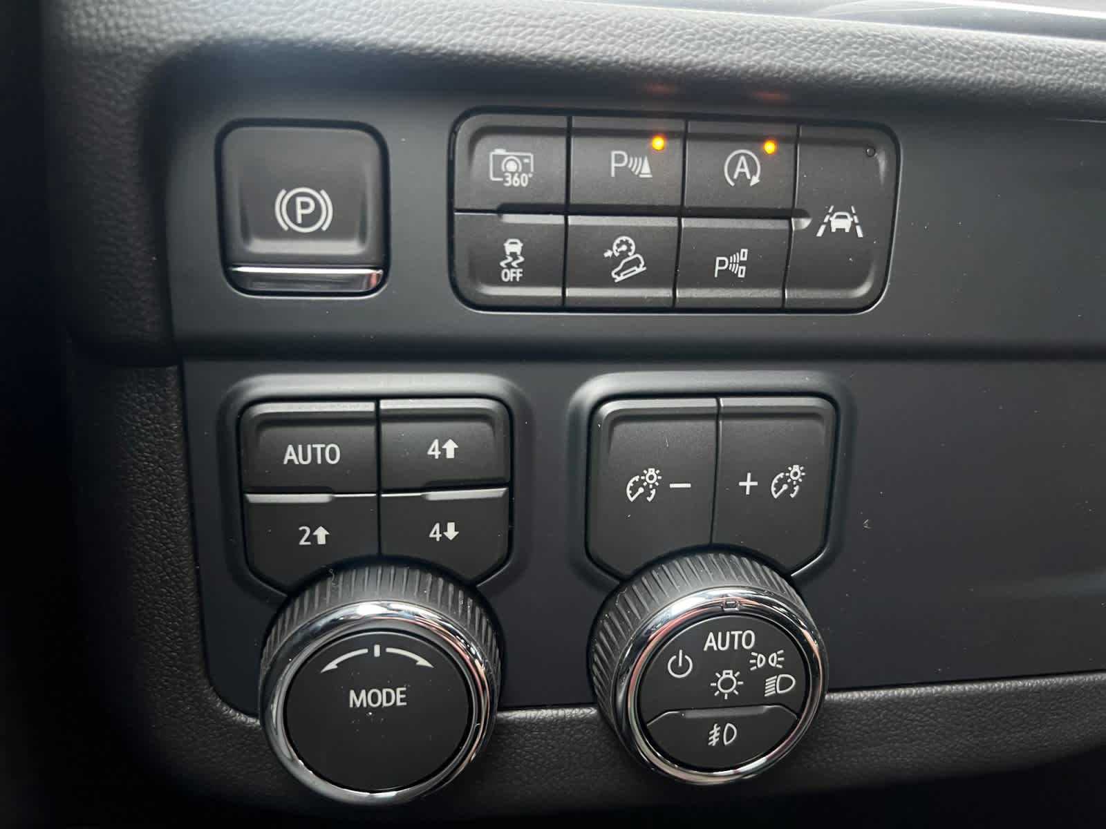 2026 Chevrolet Tahoe Z71 - Photo 15