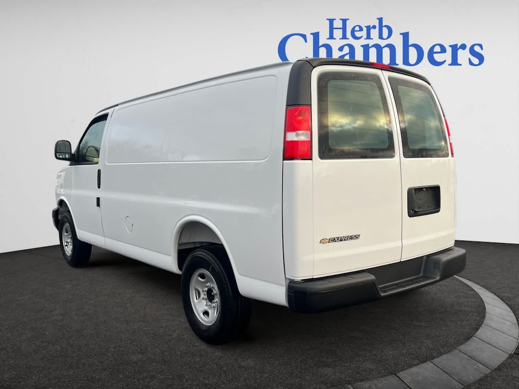 New 2025 Chevrolet Express Cargo 2500 WT Van