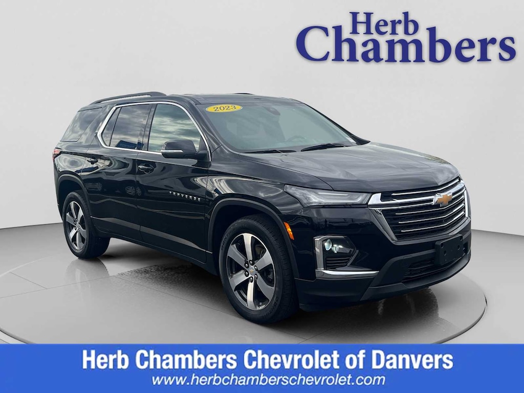 Used 2023 Chevrolet Traverse LT Leather SUV