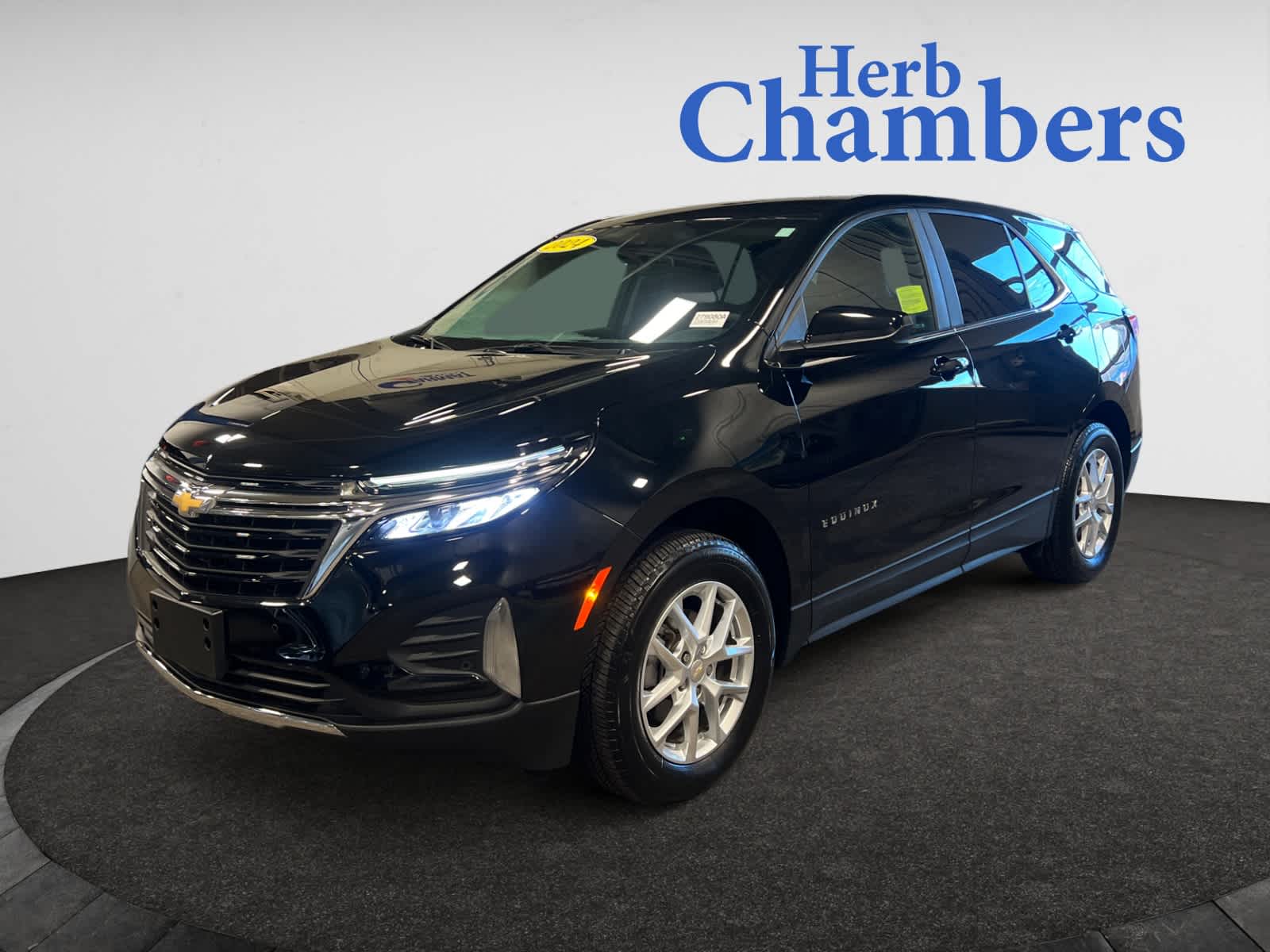 2024 Chevrolet Equinox LT photo 4