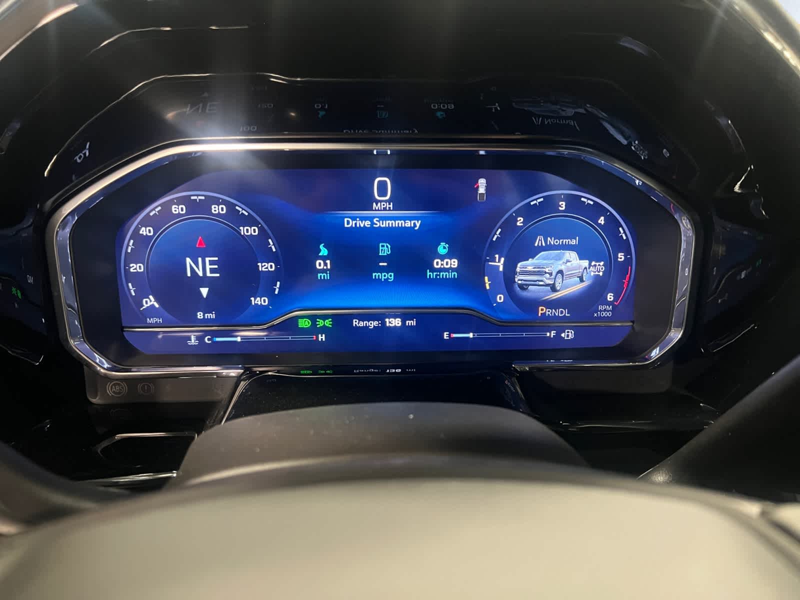 2025 Chevrolet Silverado 1500 LT - Photo 9