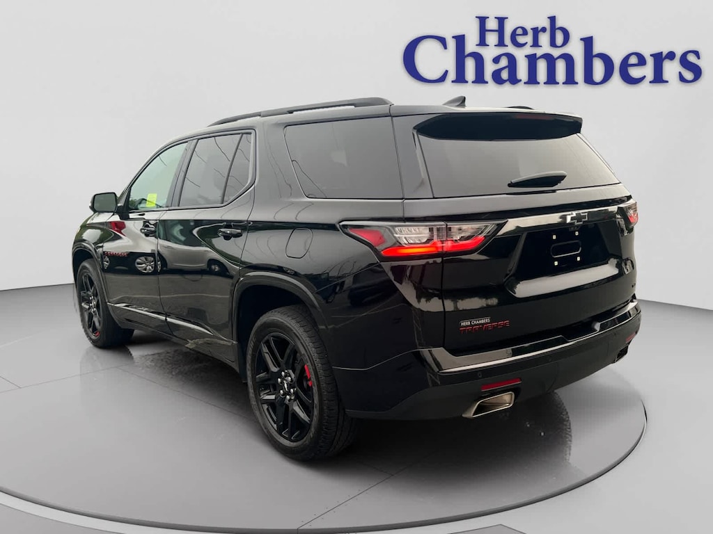 Used 2021 Chevrolet Traverse Premier SUV