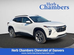 New 2025 Chevrolet Trax LT SUV near Boston, MA