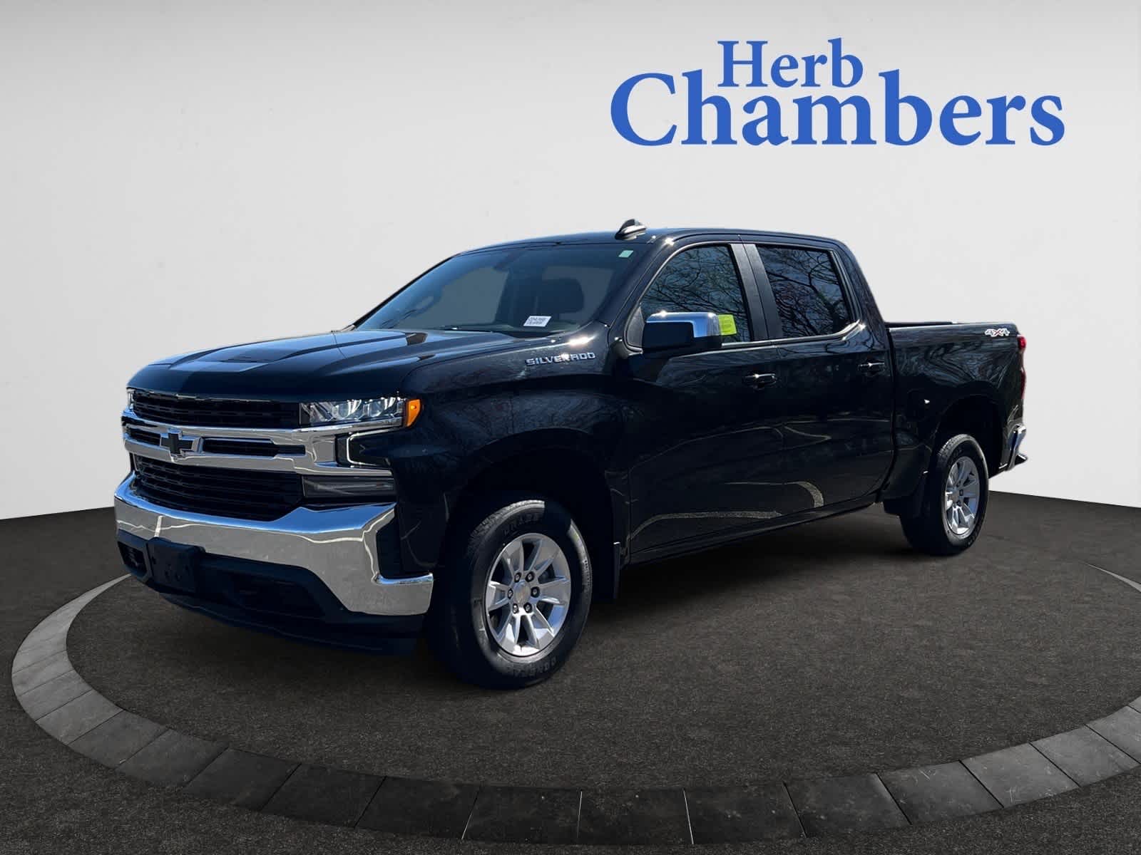 2022 Chevrolet Silverado 1500 LT photo 4
