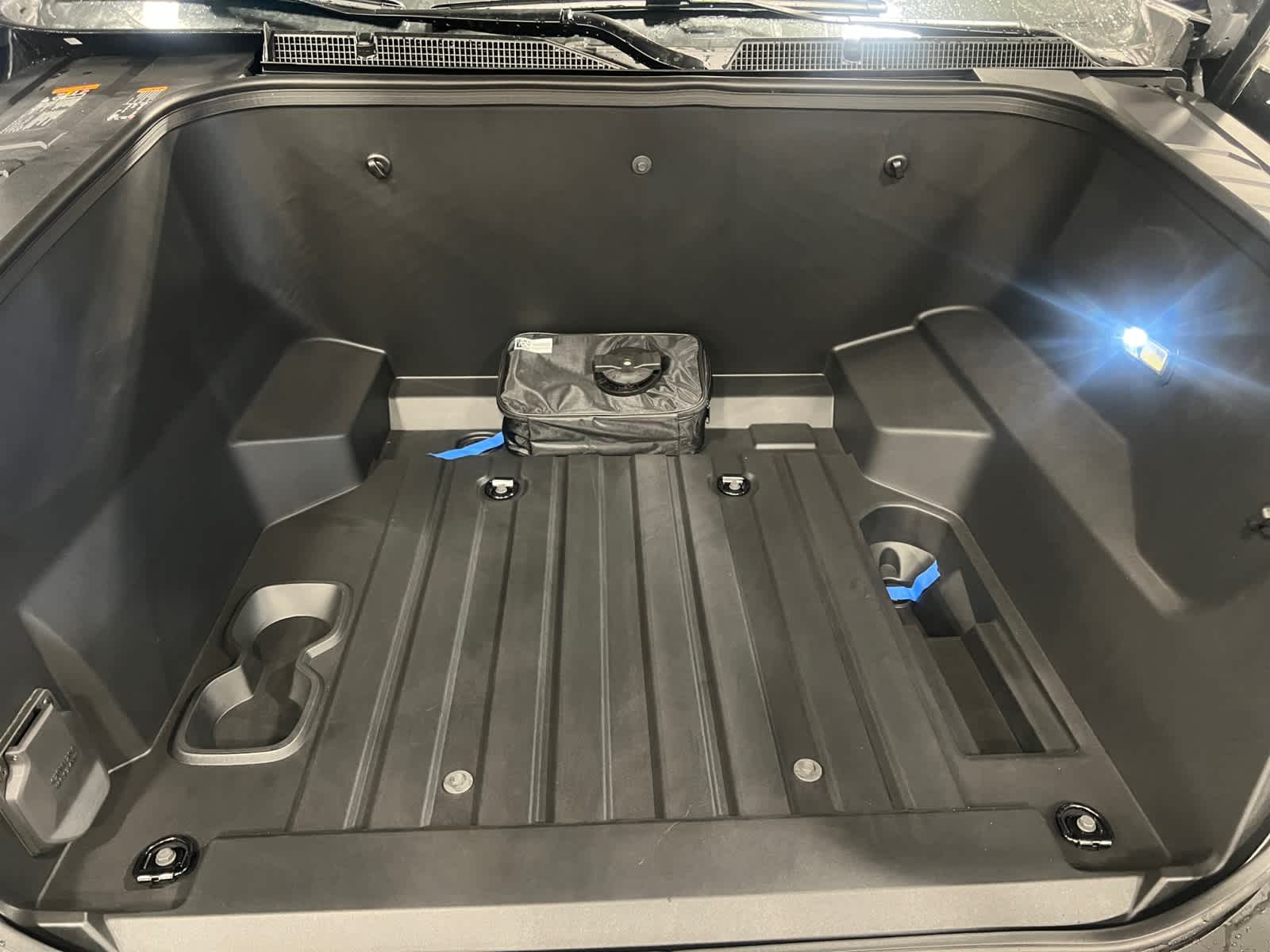 2025 Chevrolet Silverado EV RST - Photo 8