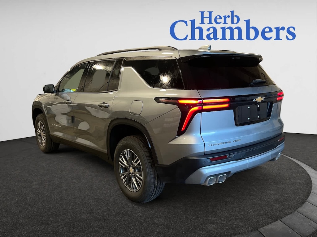 New 2026 Chevrolet Traverse LT SUV