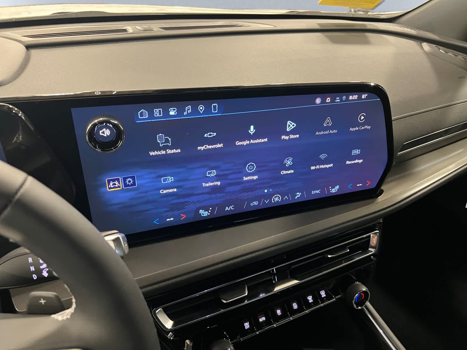 2027 Chevrolet Traverse LT - Photo 14