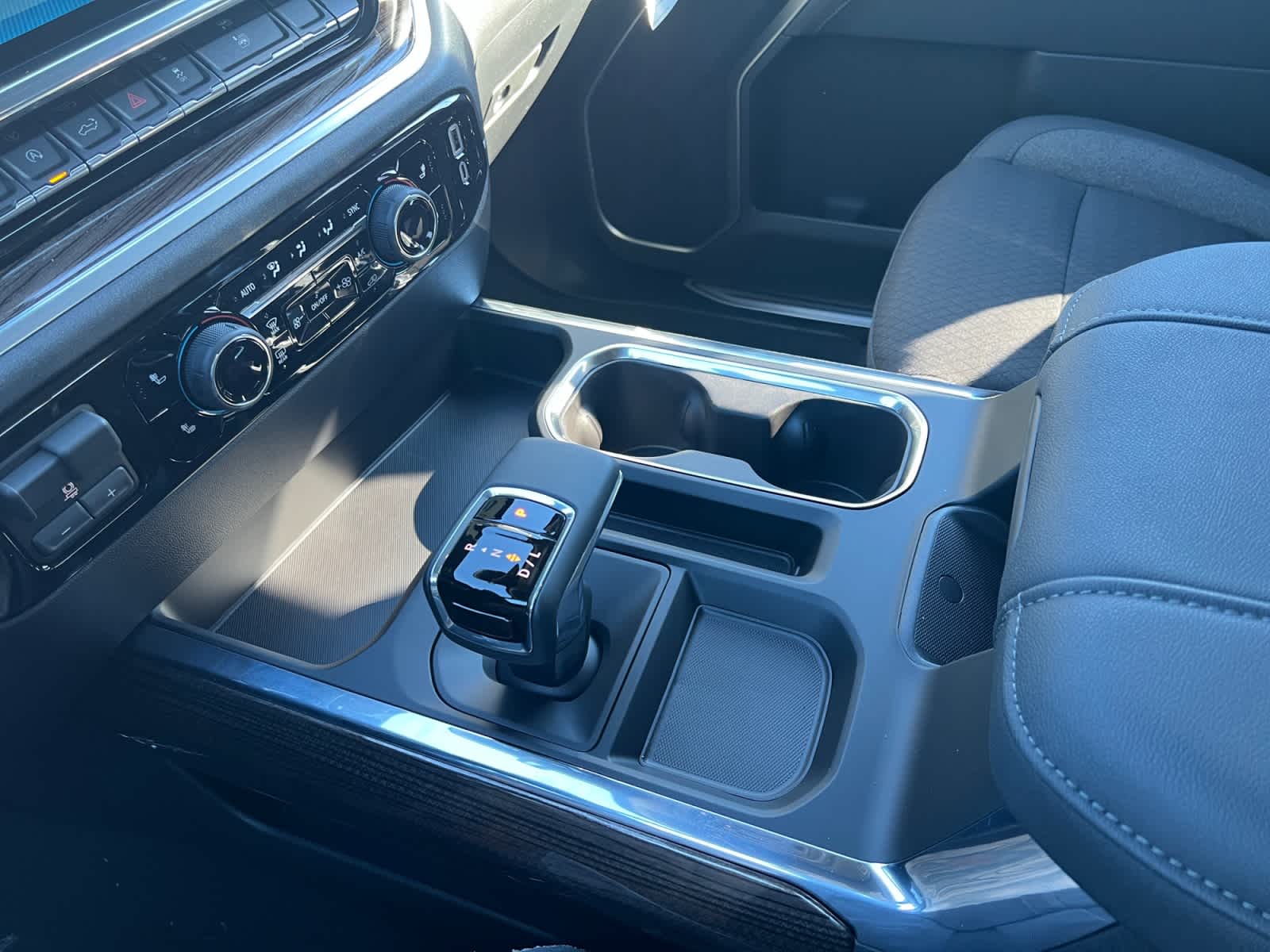 2026 Chevrolet Silverado 1500 RST - Photo 16