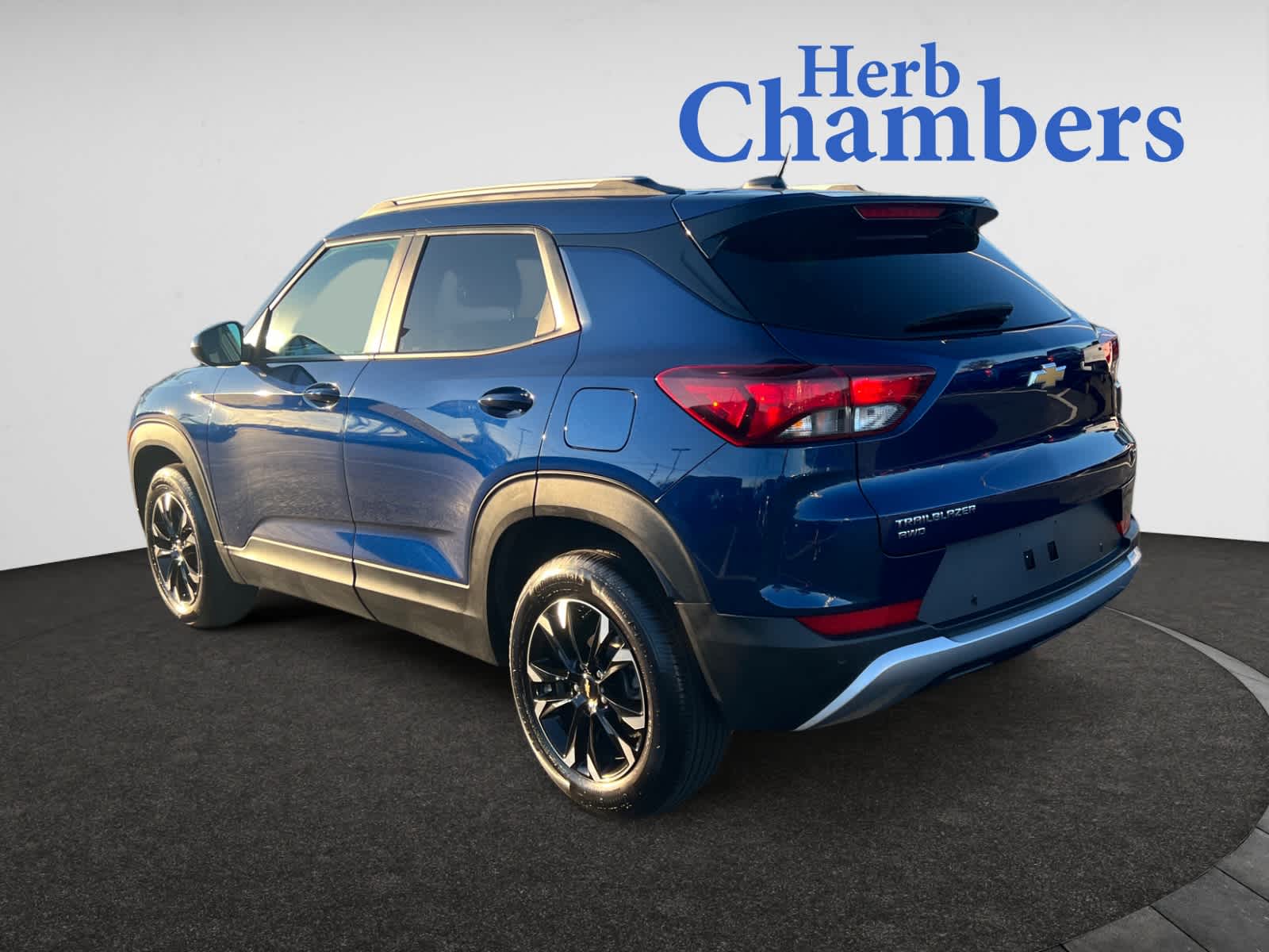 2022 Chevrolet Trailblazer LT photo 3
