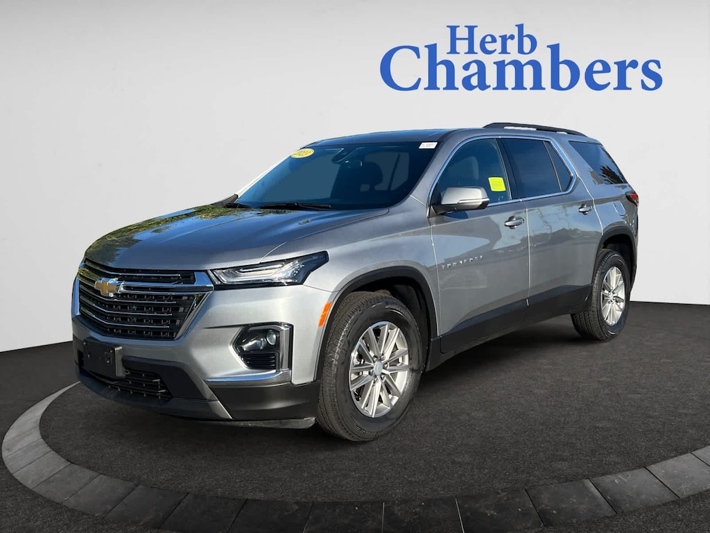 Certified 2023 Chevrolet Traverse LT Cloth SUV