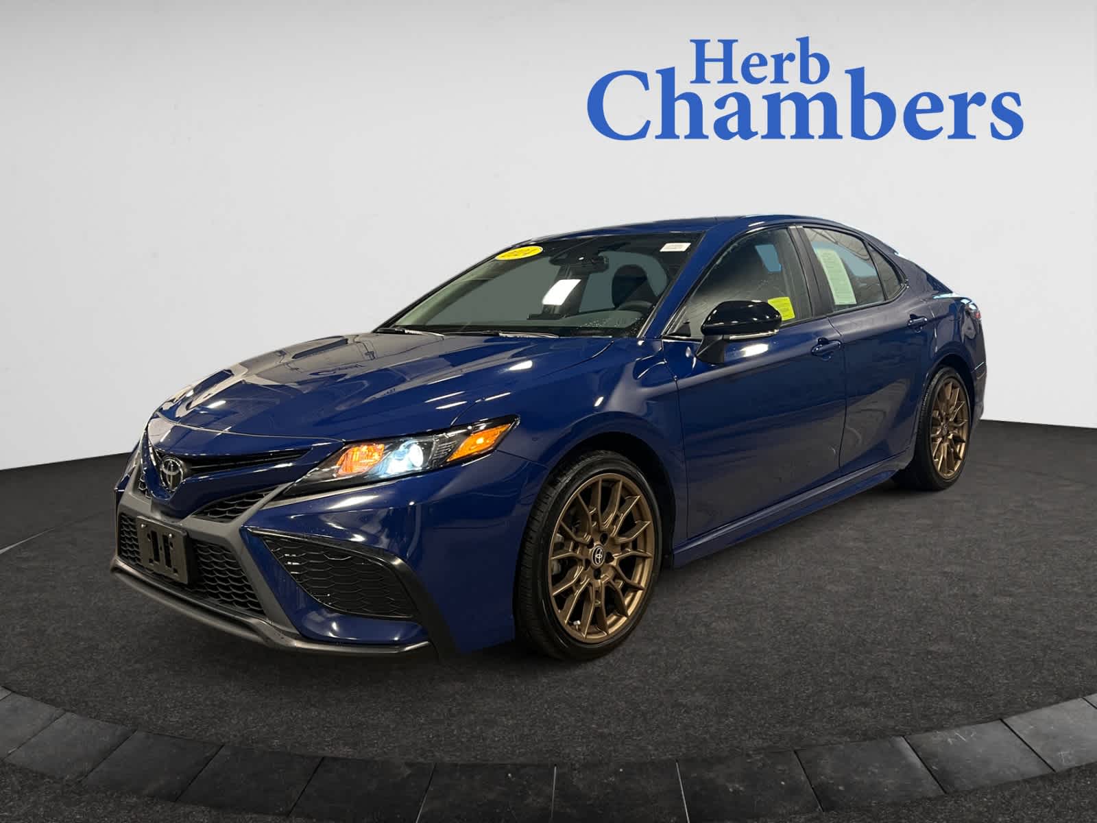 2024 Toyota Camry SE photo 4