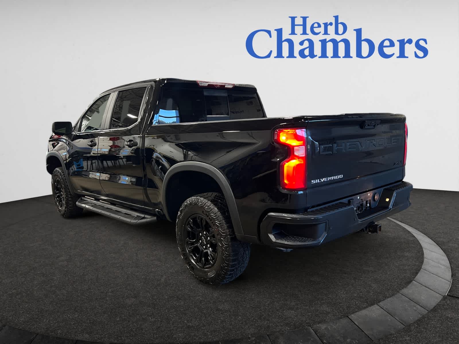 2023 Chevrolet Silverado 1500 ZR2 photo 3