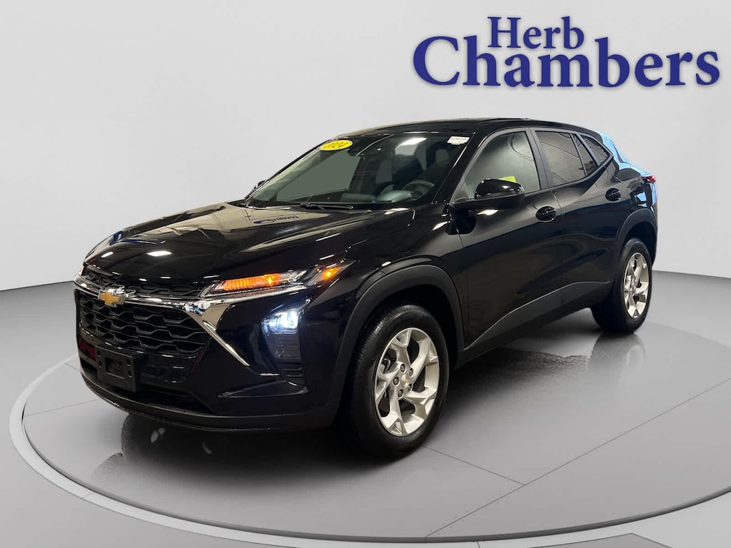Used 2024 Chevrolet Trax LS SUV