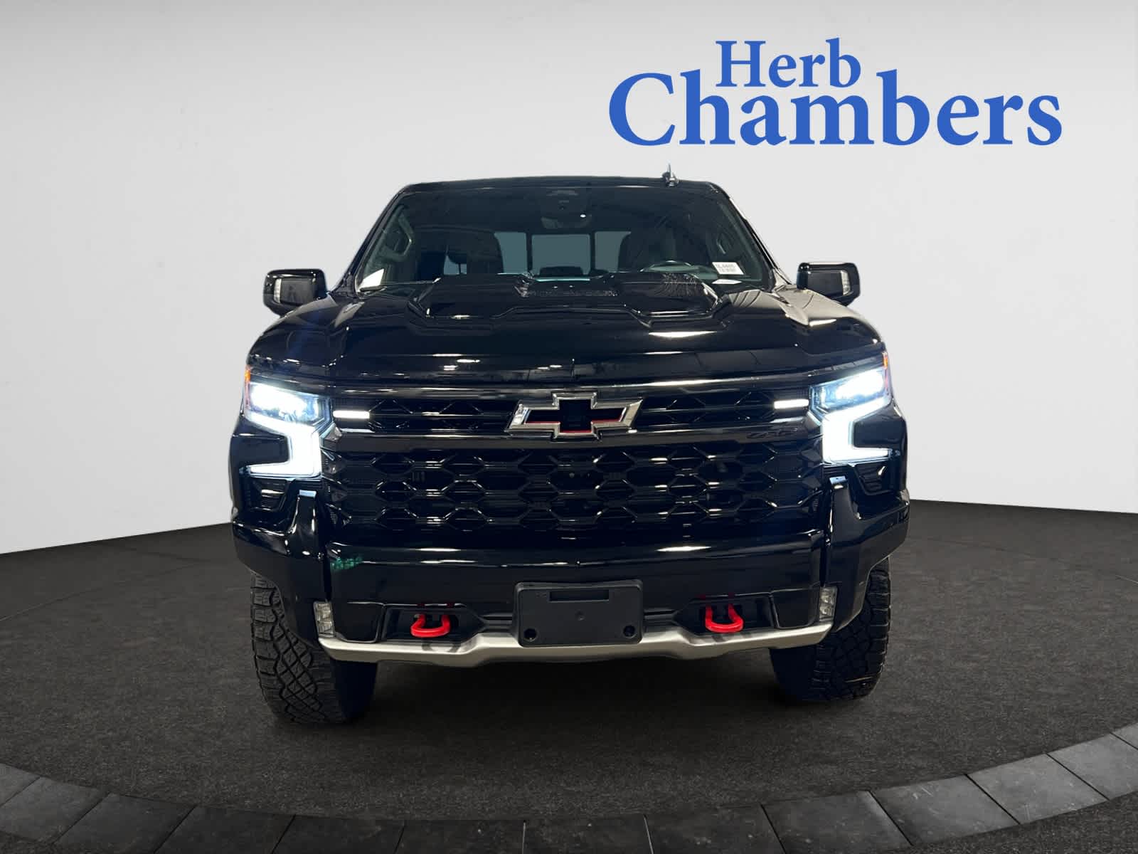 2023 Chevrolet Silverado 1500 ZR2 photo 2