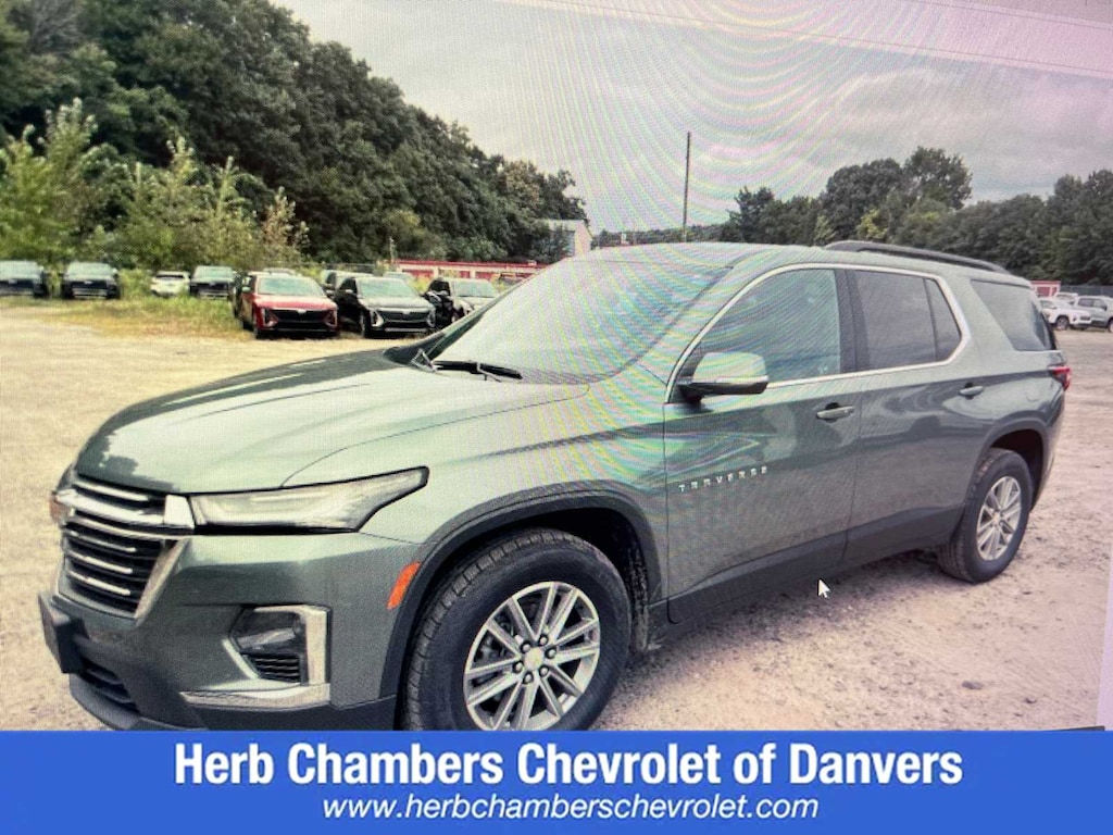 Used 2023 Chevrolet Traverse LT Cloth SUV