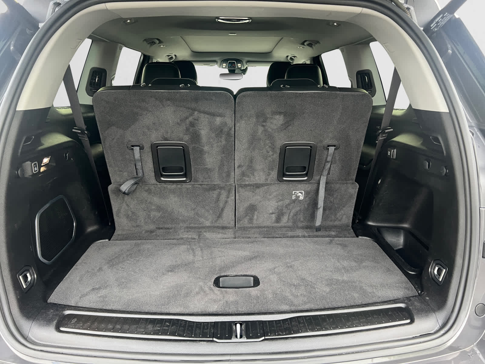2022 Jeep Grand Cherokee Limited photo 4