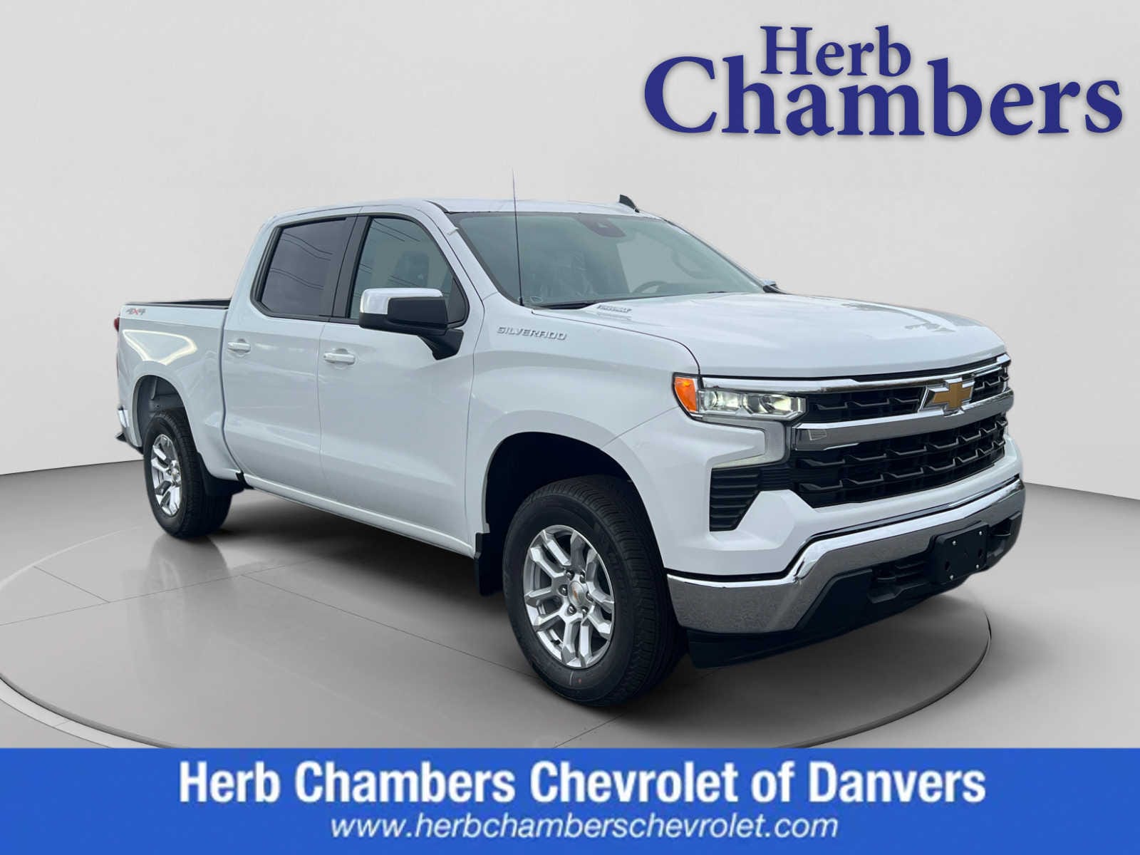 2026 Chevrolet Silverado LT's photo