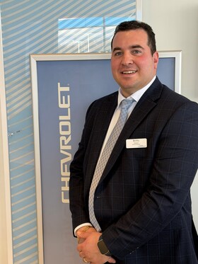 Staff member Bobby Haddad from ID_c8688e