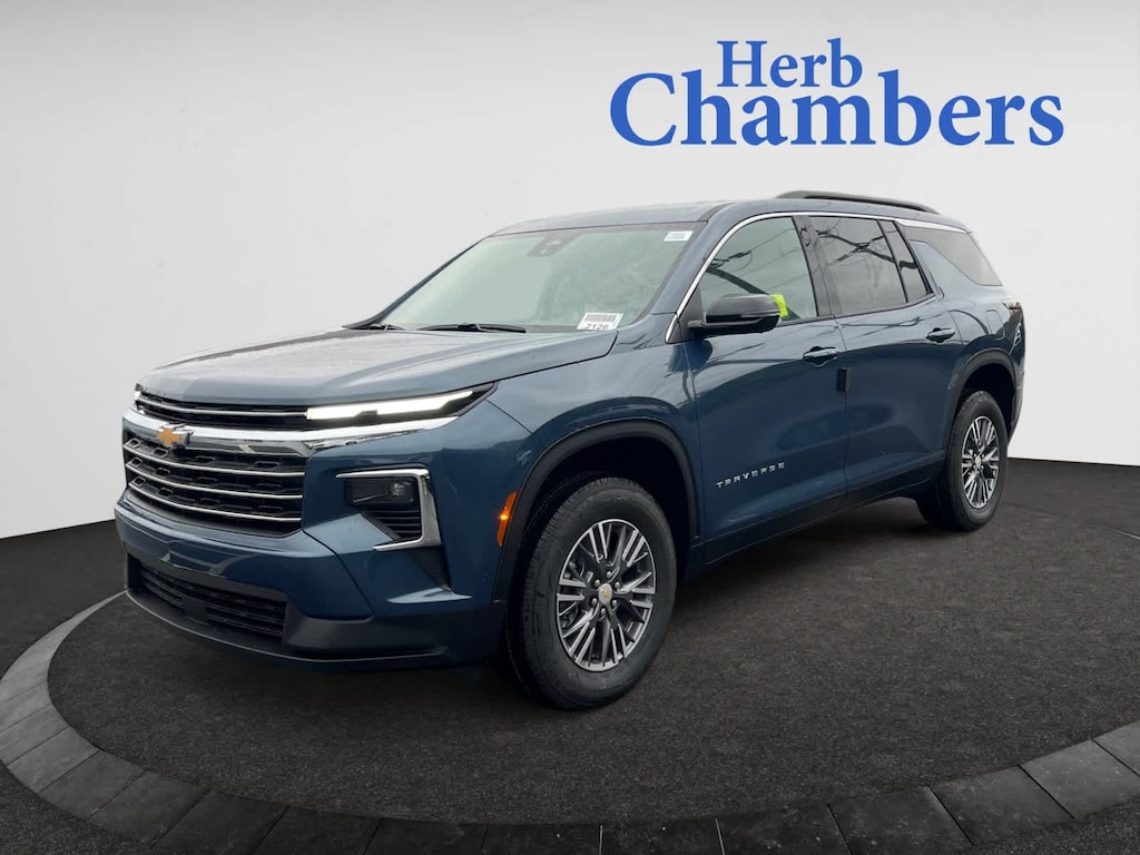 New 2026 Chevrolet Traverse LT SUV