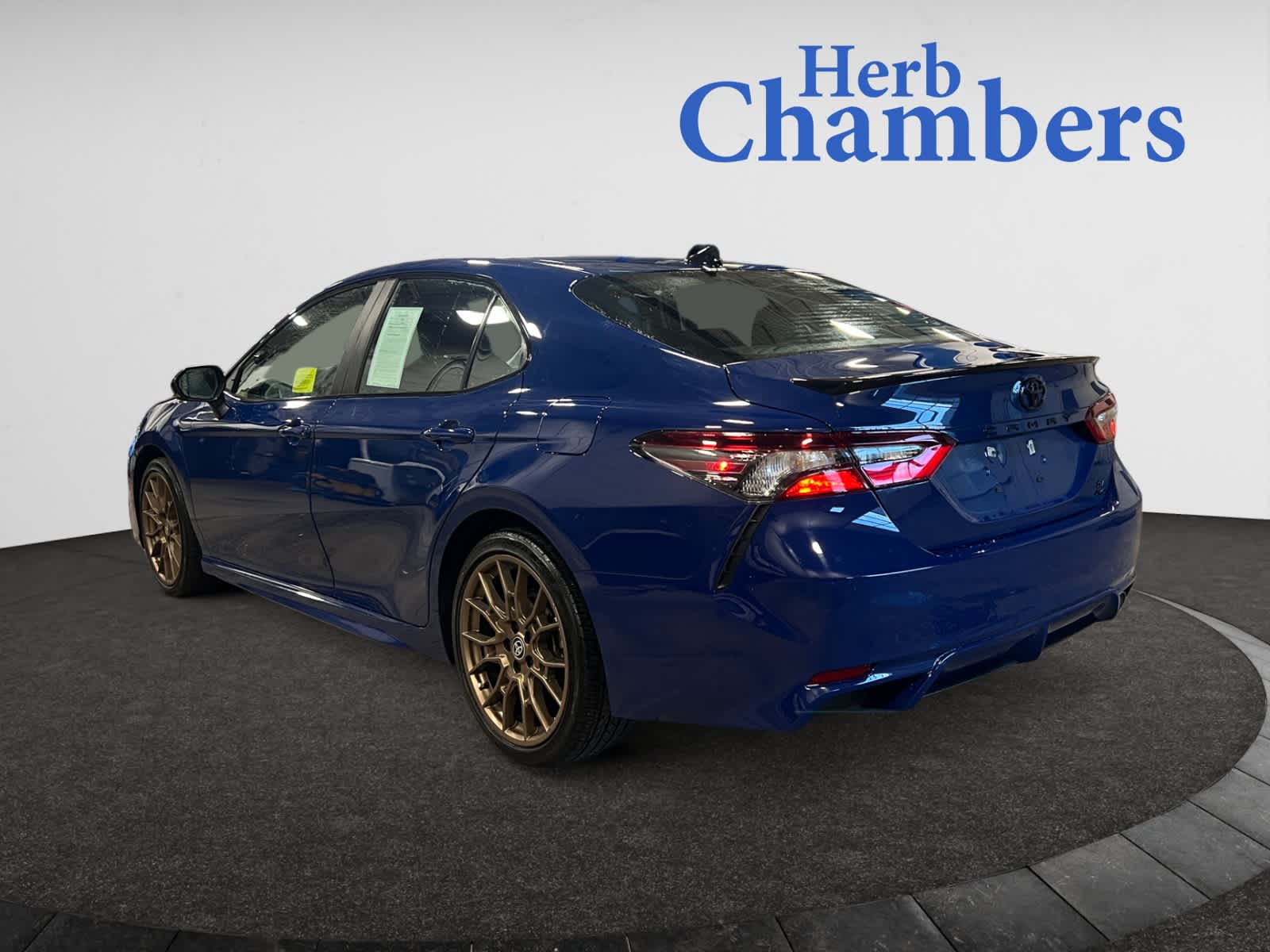 2024 Toyota Camry SE photo 3