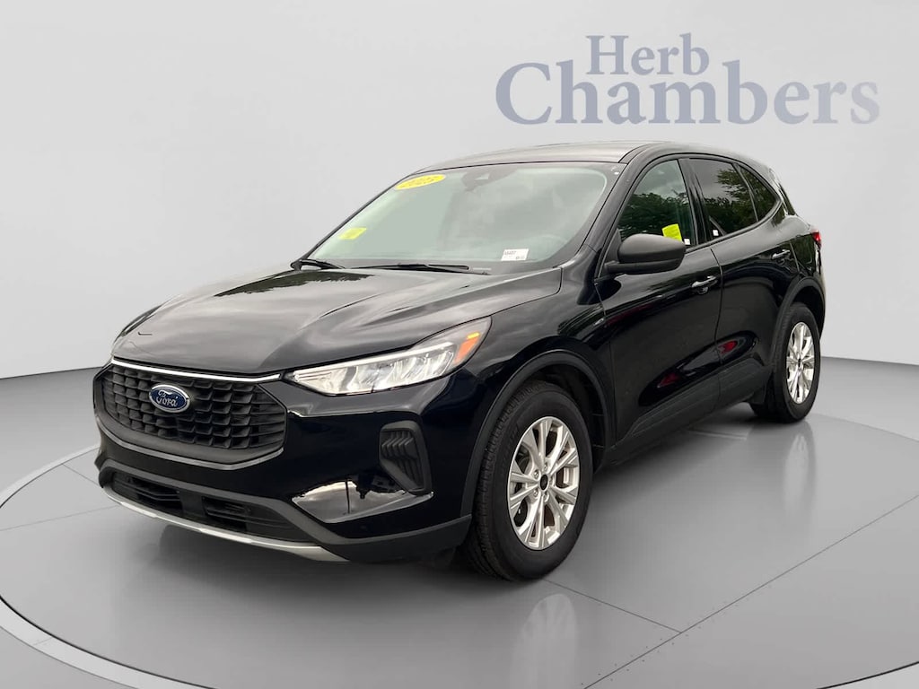 Used 2025 Ford Escape Active SUV