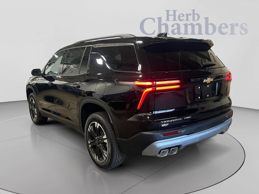 New 2027 Chevrolet Traverse LT SUV