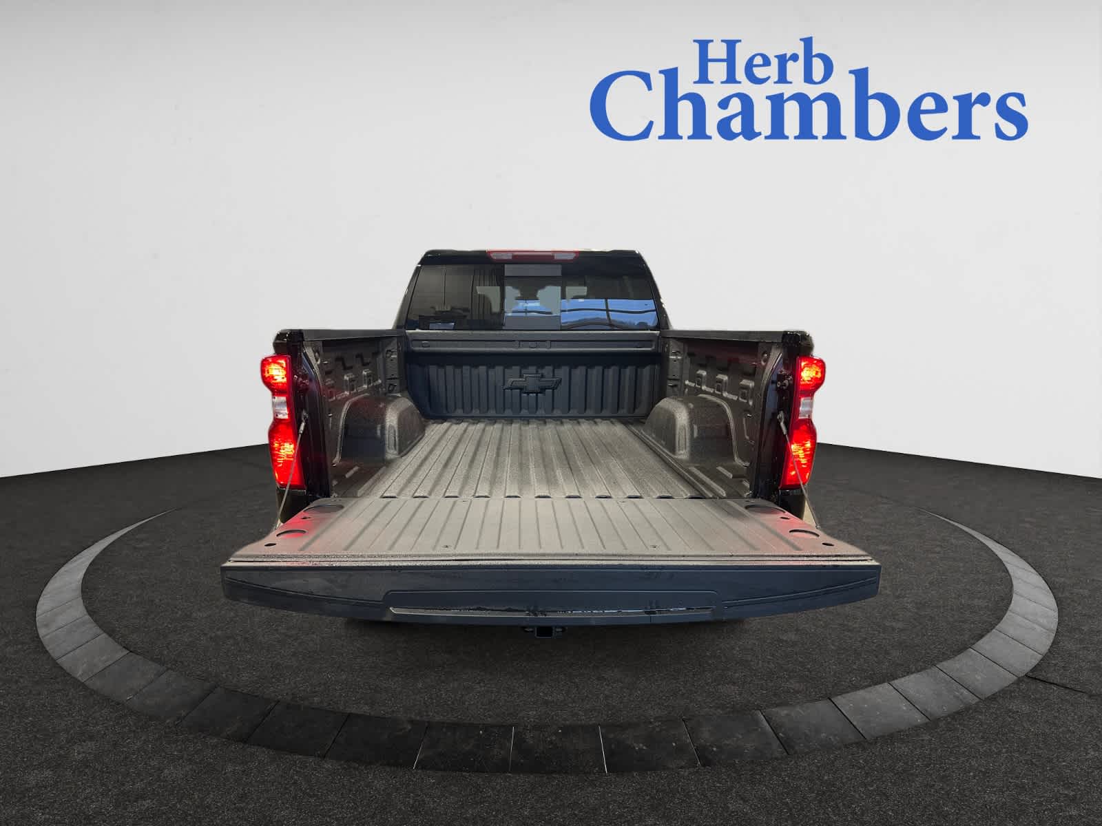 2025 Chevrolet Silverado 1500 LT - Photo 7