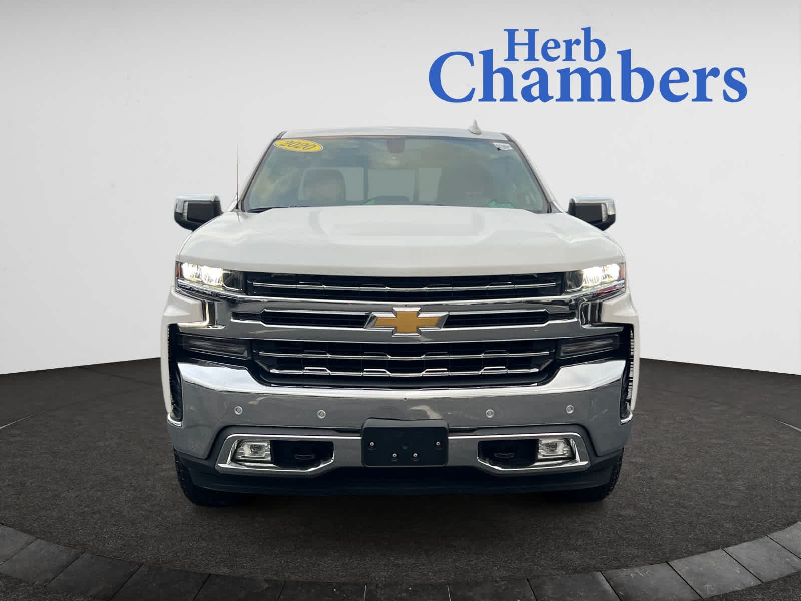 2020 Chevrolet Silverado 1500 LTZ photo 2