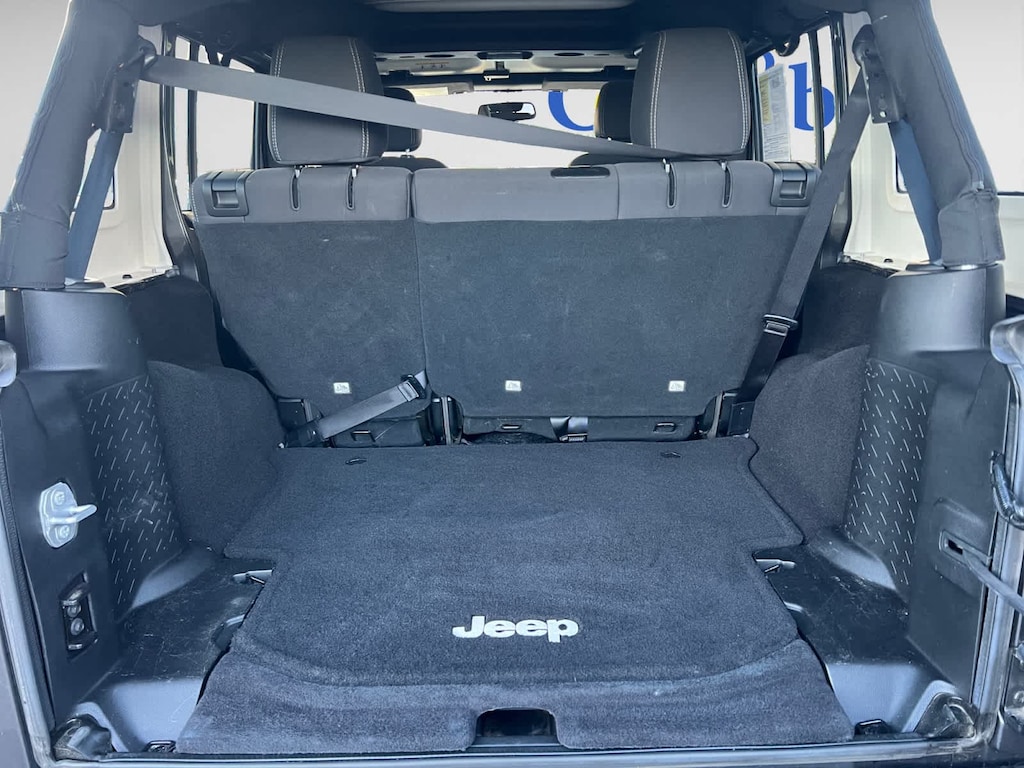 Used 2017 Jeep Wrangler Unlimited Rubicon SUV