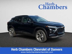 New 2025 Chevrolet Trax LT SUV near Boston, MA
