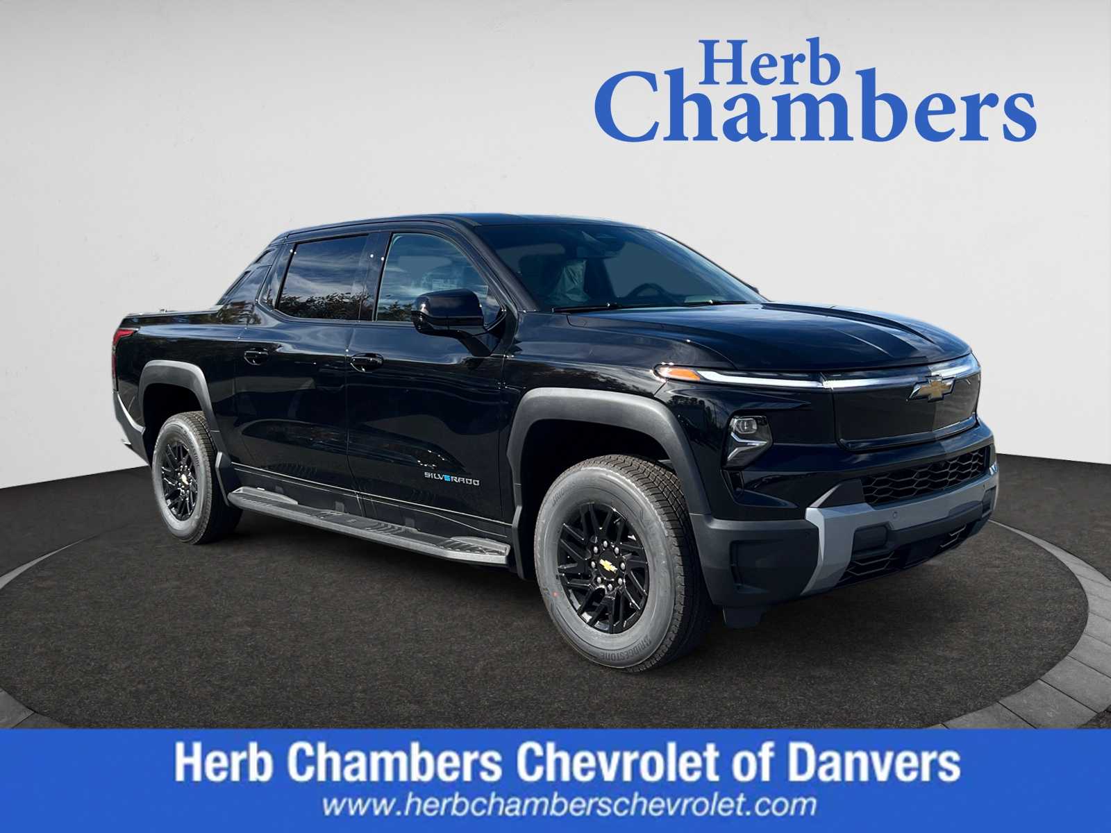 2026 Chevrolet Silverado EV LT's photo