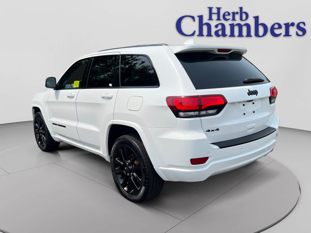 Used 2018 Jeep Grand Cherokee Altitude SUV