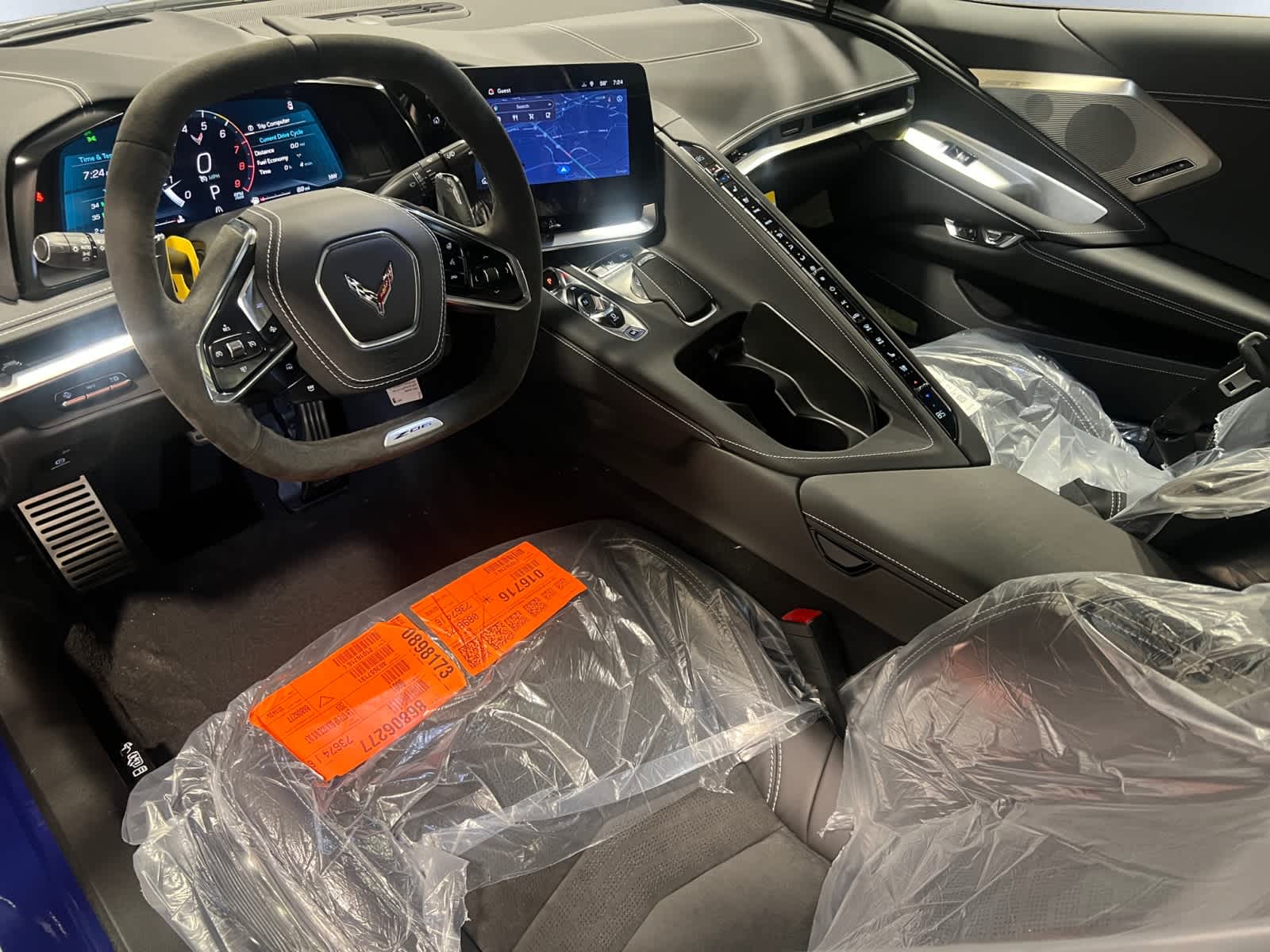 2025 Chevrolet Corvette 2LZ - Photo 10