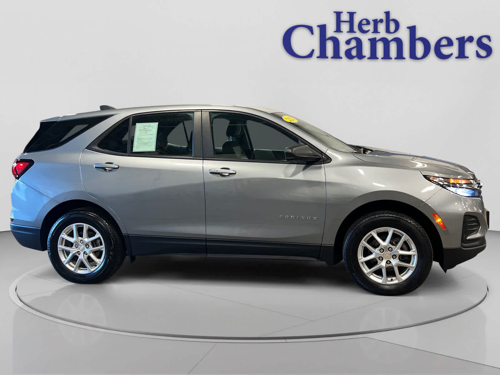 View vehicle photo 5
