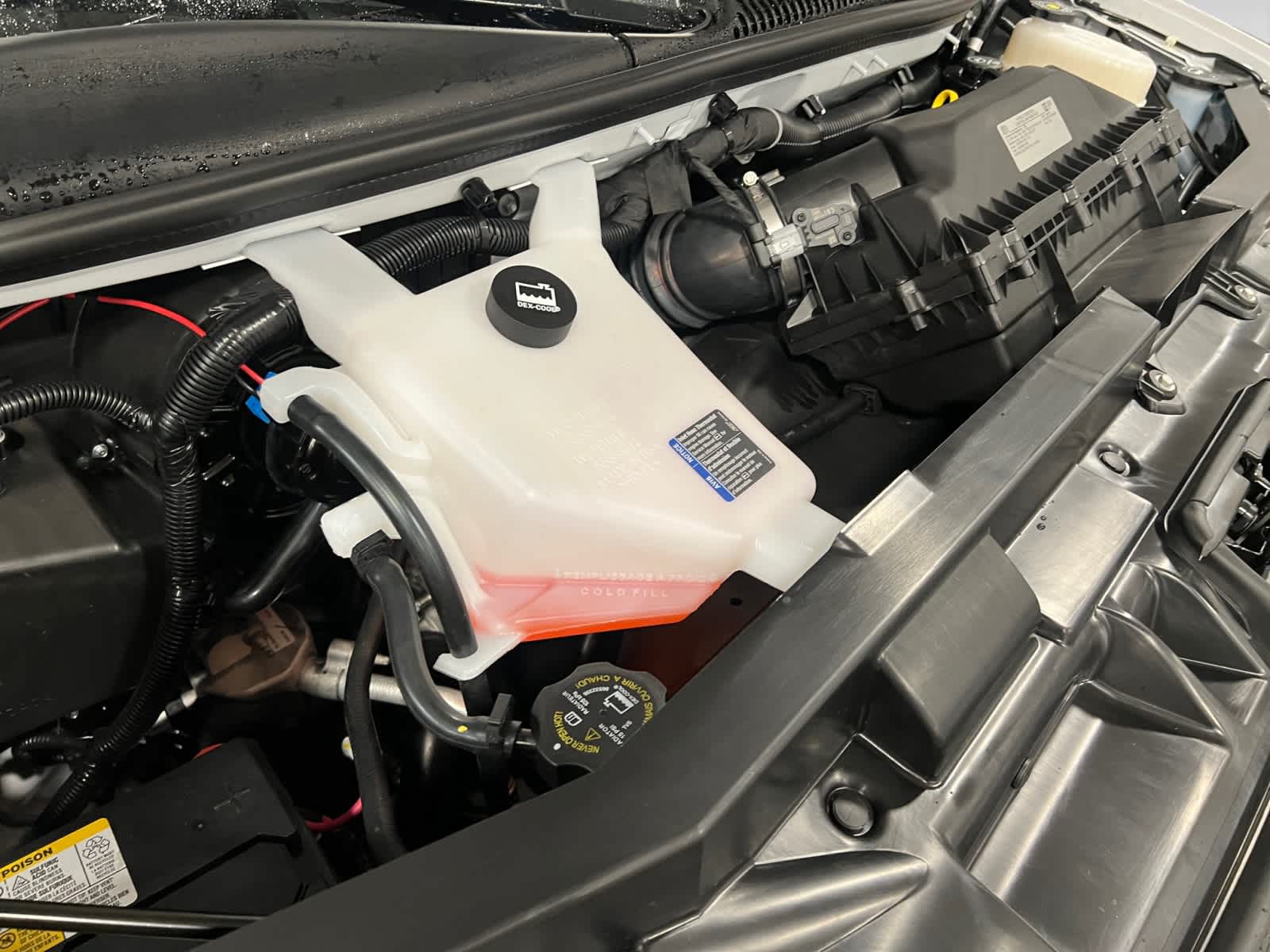 2025 Chevrolet Express Cargo Work Van - Photo 8