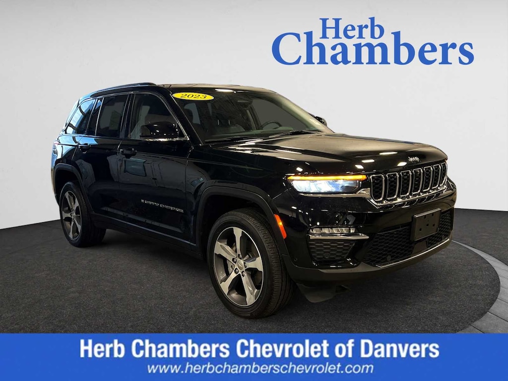 Used 2023 Jeep Grand Cherokee Limited SUV