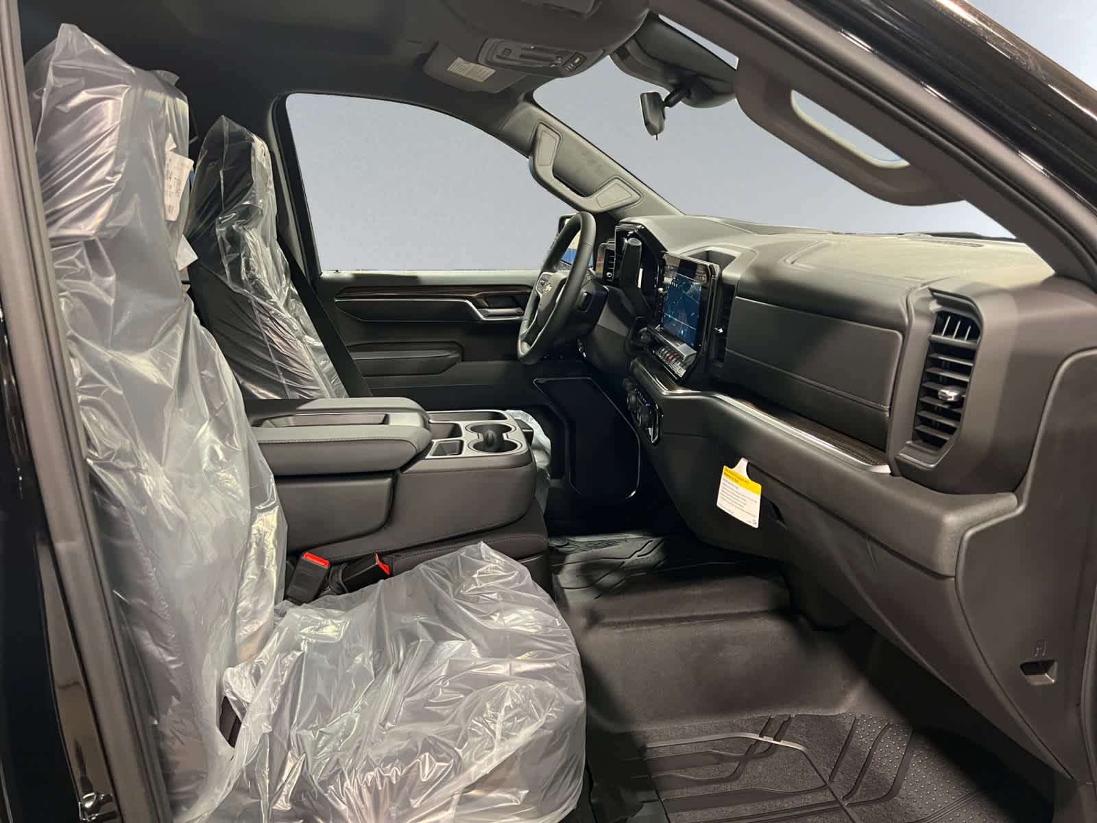 2025 Chevrolet Silverado 1500 LT - Photo 20